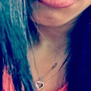 Meet your Posher, Isabel